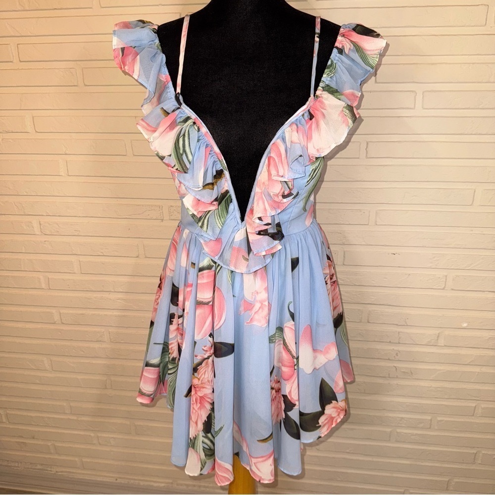 Luxxel Blue Floral Ruffle Plunge Neck Romper, Women’s Size Medium